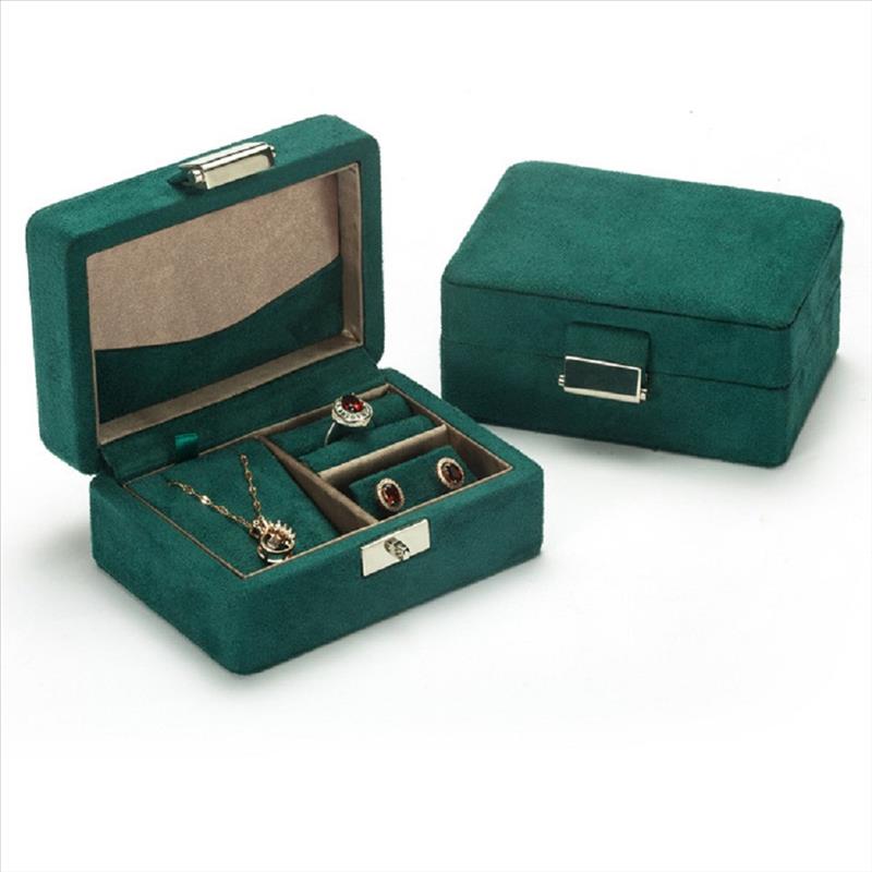 Green Color Velvet Wrapped Traveling Jewelry Box
